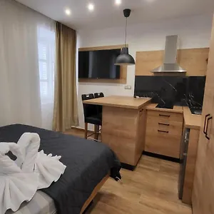 Imperial Residences East Appartamento Fiume